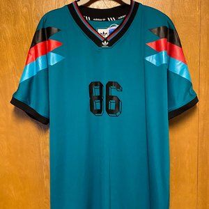 adidas skate Silas 86 jersey
